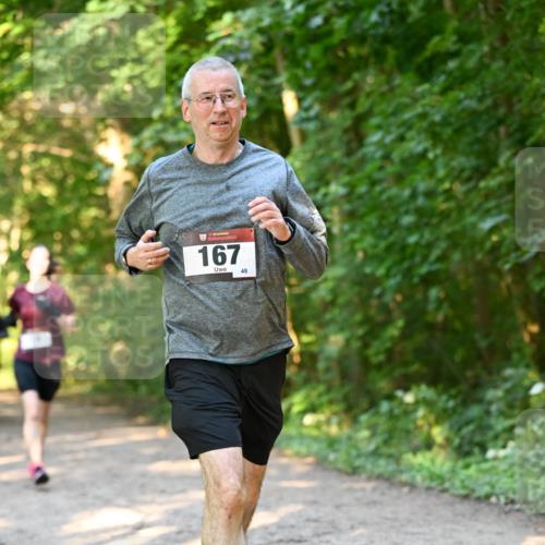 06.10.2024 - Bramfelder Halbmarathon 2024 Dr. Thomas Lammeyer http://msf.ph/oto/7335316 06.10.2024 09:54:53 Laufen 167, 49 meine-sportfotos.de