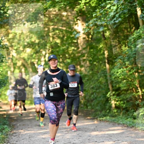 06.10.2024 - Bramfelder Halbmarathon 2024 Dr. Thomas Lammeyer http://msf.ph/oto/7335351 06.10.2024 09:55:01 Laufen 383, 122 meine-sportfotos.de