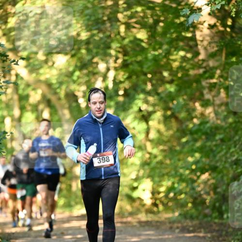 06.10.2024 - Bramfelder Halbmarathon 2024 Dr. Thomas Lammeyer http://msf.ph/oto/7335412 06.10.2024 09:55:16 Laufen 398 meine-sportfotos.de