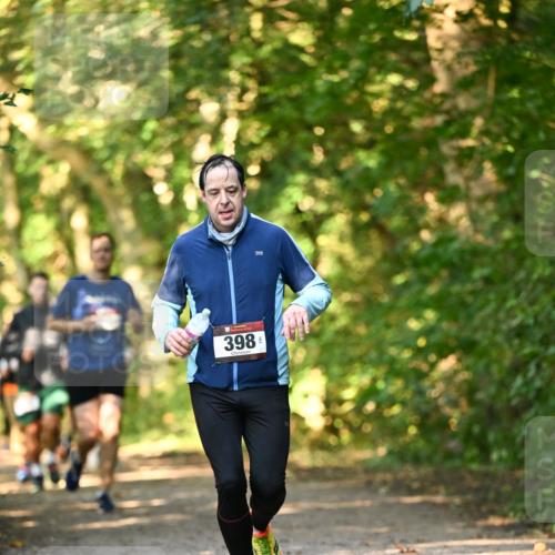 06.10.2024 - Bramfelder Halbmarathon 2024 Dr. Thomas Lammeyer http://msf.ph/oto/7335416 06.10.2024 09:55:16 Laufen 398 meine-sportfotos.de