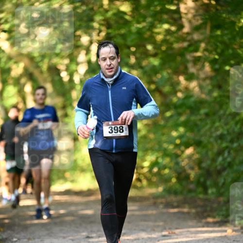 06.10.2024 - Bramfelder Halbmarathon 2024 Dr. Thomas Lammeyer http://msf.ph/oto/7335420 06.10.2024 09:55:17 Laufen 398 meine-sportfotos.de