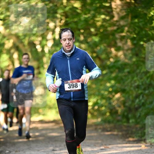 06.10.2024 - Bramfelder Halbmarathon 2024 Dr. Thomas Lammeyer http://msf.ph/oto/7335421 06.10.2024 09:55:17 Laufen 398, 103 meine-sportfotos.de
