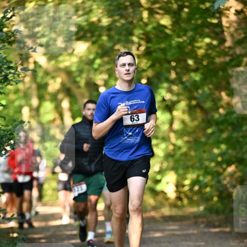 06.10.2024 - Bramfelder Halbmarathon 2024 Dr. Thomas Lammeyer http://msf.ph/oto/7335433 06.10.2024 09:55:21 Laufen 20, 63 meine-sportfotos.de