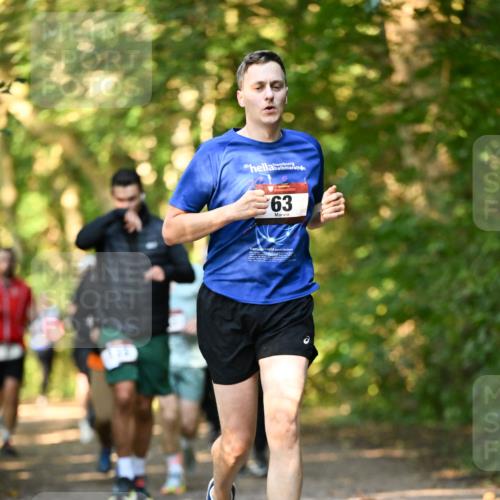 06.10.2024 - Bramfelder Halbmarathon 2024 Dr. Thomas Lammeyer http://msf.ph/oto/7335440 06.10.2024 09:55:22 Laufen 63 meine-sportfotos.de