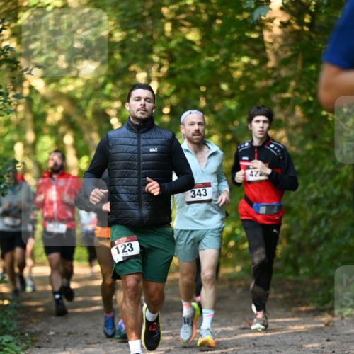 06.10.2024 - Bramfelder Halbmarathon 2024 Dr. Thomas Lammeyer http://msf.ph/oto/7335451 06.10.2024 09:55:24 Laufen 123, 343, 422 meine-sportfotos.de