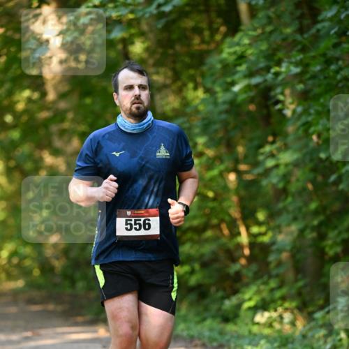 06.10.2024 - Bramfelder Halbmarathon 2024 Dr. Thomas Lammeyer http://msf.ph/oto/7335554 06.10.2024 09:55:44 Laufen 13, 556 meine-sportfotos.de