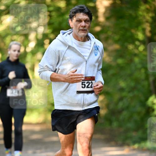 06.10.2024 - Bramfelder Halbmarathon 2024 Dr. Thomas Lammeyer http://msf.ph/oto/7335629 06.10.2024 09:56:47 Laufen 522 meine-sportfotos.de