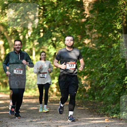 06.10.2024 - Bramfelder Halbmarathon 2024 Dr. Thomas Lammeyer http://msf.ph/oto/7335686 06.10.2024 09:57:20 Laufen 129, 25, 127 meine-sportfotos.de