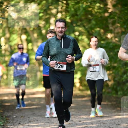 06.10.2024 - Bramfelder Halbmarathon 2024 Dr. Thomas Lammeyer http://msf.ph/oto/7335700 06.10.2024 09:57:23 Laufen 129, 25 meine-sportfotos.de