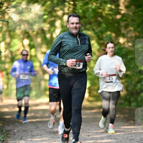 06.10.2024 - Bramfelder Halbmarathon 2024 Dr. Thomas Lammeyer http://msf.ph/oto/7335702 06.10.2024 09:57:23 Laufen 29, 25 meine-sportfotos.de