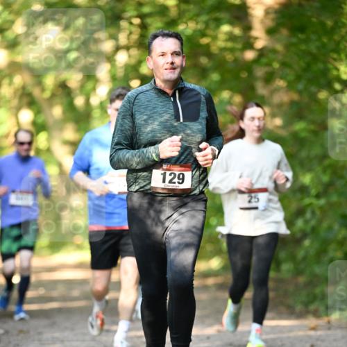 06.10.2024 - Bramfelder Halbmarathon 2024 Dr. Thomas Lammeyer http://msf.ph/oto/7335707 06.10.2024 09:57:24 Laufen 129, 25 meine-sportfotos.de