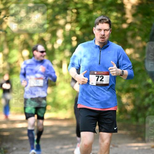 06.10.2024 - Bramfelder Halbmarathon 2024 Dr. Thomas Lammeyer http://msf.ph/oto/7335718 06.10.2024 09:57:26 Laufen 85, 33, 72 meine-sportfotos.de