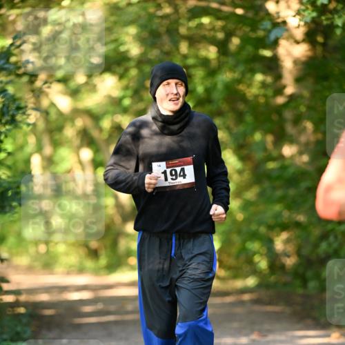06.10.2024 - Bramfelder Halbmarathon 2024 Dr. Thomas Lammeyer http://msf.ph/oto/7335757 06.10.2024 09:57:41 Laufen 14, 194 meine-sportfotos.de
