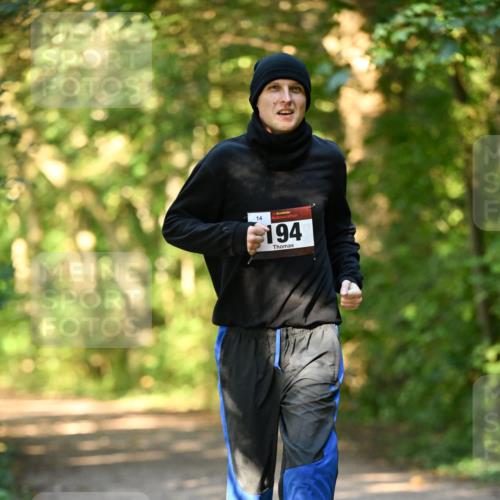 06.10.2024 - Bramfelder Halbmarathon 2024 Dr. Thomas Lammeyer http://msf.ph/oto/7335763 06.10.2024 09:57:42 Laufen 14, 194 meine-sportfotos.de