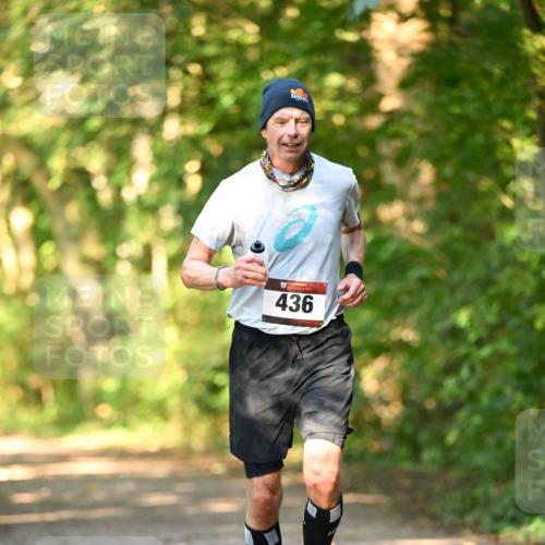 06.10.2024 - Bramfelder Halbmarathon 2024 Dr. Thomas Lammeyer http://msf.ph/oto/7335772 06.10.2024 09:58:10 Laufen 436 meine-sportfotos.de