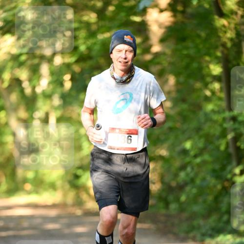 06.10.2024 - Bramfelder Halbmarathon 2024 Dr. Thomas Lammeyer http://msf.ph/oto/7335775 06.10.2024 09:58:11 Laufen 436 meine-sportfotos.de