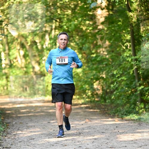 06.10.2024 - Bramfelder Halbmarathon 2024 Dr. Thomas Lammeyer http://msf.ph/oto/7335790 06.10.2024 09:59:05 Laufen 101 meine-sportfotos.de