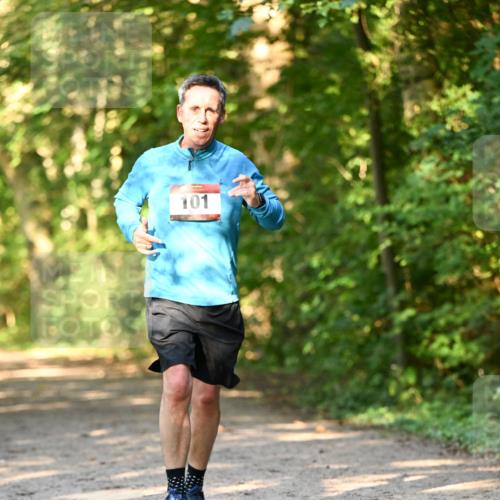 06.10.2024 - Bramfelder Halbmarathon 2024 Dr. Thomas Lammeyer http://msf.ph/oto/7335799 06.10.2024 09:59:06 Laufen 101 meine-sportfotos.de