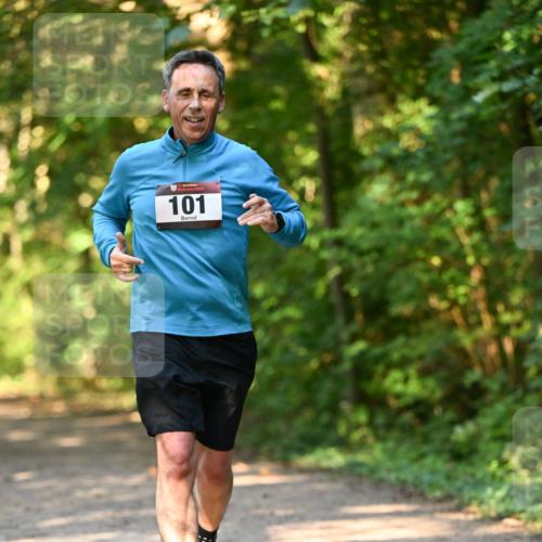 06.10.2024 - Bramfelder Halbmarathon 2024 Dr. Thomas Lammeyer http://msf.ph/oto/7335805 06.10.2024 09:59:07 Laufen 30, 101 meine-sportfotos.de