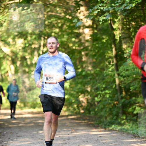 06.10.2024 - Bramfelder Halbmarathon 2024 Dr. Thomas Lammeyer http://msf.ph/oto/7335922 06.10.2024 10:00:45 Laufen 5555 meine-sportfotos.de