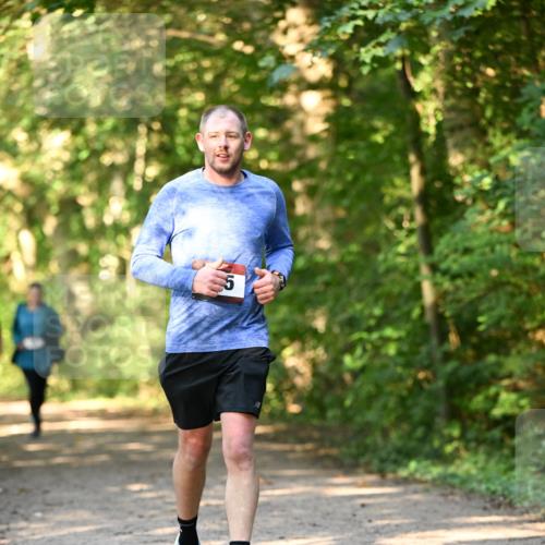 06.10.2024 - Bramfelder Halbmarathon 2024 Dr. Thomas Lammeyer http://msf.ph/oto/7335925 06.10.2024 10:00:45 Laufen  meine-sportfotos.de