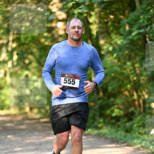 06.10.2024 - Bramfelder Halbmarathon 2024 Dr. Thomas Lammeyer http://msf.ph/oto/7335932 06.10.2024 10:00:46 Laufen 555 meine-sportfotos.de