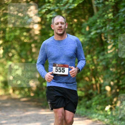 06.10.2024 - Bramfelder Halbmarathon 2024 Dr. Thomas Lammeyer http://msf.ph/oto/7335935 06.10.2024 10:00:46 Laufen 555 meine-sportfotos.de