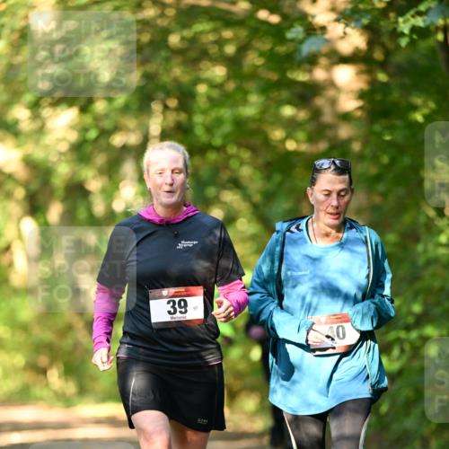 06.10.2024 - Bramfelder Halbmarathon 2024 Dr. Thomas Lammeyer http://msf.ph/oto/7335953 06.10.2024 10:00:54 Laufen 2012, 39, 59, 40 meine-sportfotos.de