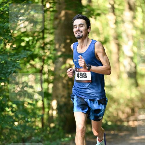06.10.2024 - Bramfelder Halbmarathon 2024 Dr. Thomas Lammeyer http://msf.ph/oto/7336004 06.10.2024 10:06:05 Laufen 498 meine-sportfotos.de