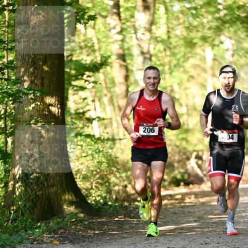 06.10.2024 - Bramfelder Halbmarathon 2024 Dr. Thomas Lammeyer http://msf.ph/oto/7336023 06.10.2024 10:07:45 Laufen 206, 04 meine-sportfotos.de