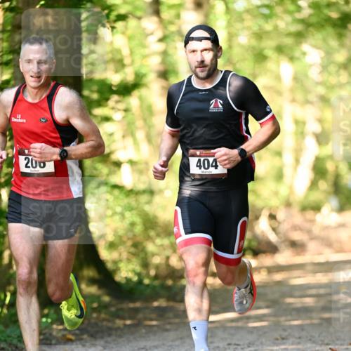 06.10.2024 - Bramfelder Halbmarathon 2024 Dr. Thomas Lammeyer http://msf.ph/oto/7336029 06.10.2024 10:07:46 Laufen 200, 404 meine-sportfotos.de