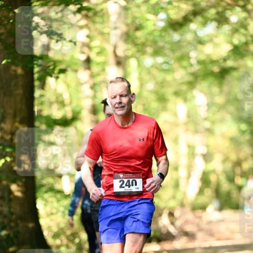 06.10.2024 - Bramfelder Halbmarathon 2024 Dr. Thomas Lammeyer http://msf.ph/oto/7336086 06.10.2024 10:08:31 Laufen 33, 240, 106 meine-sportfotos.de
