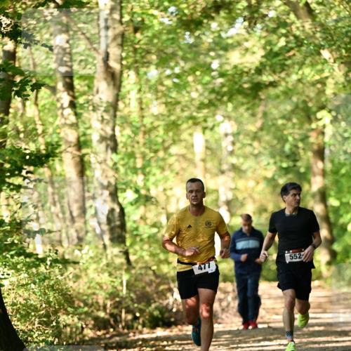 06.10.2024 - Bramfelder Halbmarathon 2024 Dr. Thomas Lammeyer http://msf.ph/oto/7336173 06.10.2024 10:10:15 Laufen 477, 552 meine-sportfotos.de