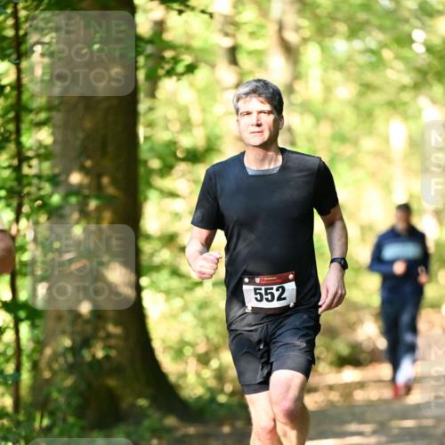 06.10.2024 - Bramfelder Halbmarathon 2024 Dr. Thomas Lammeyer http://msf.ph/oto/7336199 06.10.2024 10:10:20 Laufen 33, 552 meine-sportfotos.de