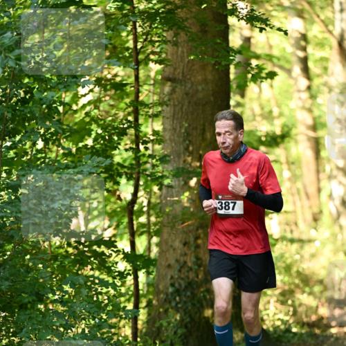 06.10.2024 - Bramfelder Halbmarathon 2024 Dr. Thomas Lammeyer http://msf.ph/oto/7336238 06.10.2024 10:11:37 Laufen 387 meine-sportfotos.de