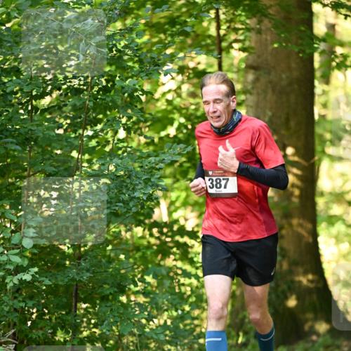 06.10.2024 - Bramfelder Halbmarathon 2024 Dr. Thomas Lammeyer http://msf.ph/oto/7336244 06.10.2024 10:11:38 Laufen 387 meine-sportfotos.de