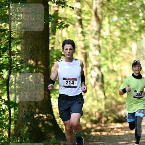 06.10.2024 - Bramfelder Halbmarathon 2024 Dr. Thomas Lammeyer http://msf.ph/oto/7336263 06.10.2024 10:11:48 Laufen 214, 250 meine-sportfotos.de