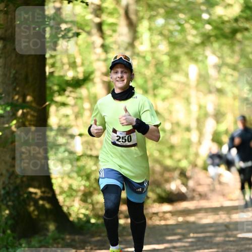06.10.2024 - Bramfelder Halbmarathon 2024 Dr. Thomas Lammeyer http://msf.ph/oto/7336271 06.10.2024 10:11:50 Laufen 250 meine-sportfotos.de