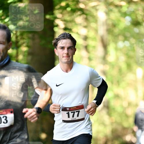 06.10.2024 - Bramfelder Halbmarathon 2024 Dr. Thomas Lammeyer http://msf.ph/oto/7336348 06.10.2024 10:12:20 Laufen 03, 177 meine-sportfotos.de