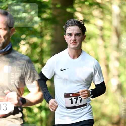 06.10.2024 - Bramfelder Halbmarathon 2024 Dr. Thomas Lammeyer http://msf.ph/oto/7336350 06.10.2024 10:12:20 Laufen 03, 33, 177 meine-sportfotos.de
