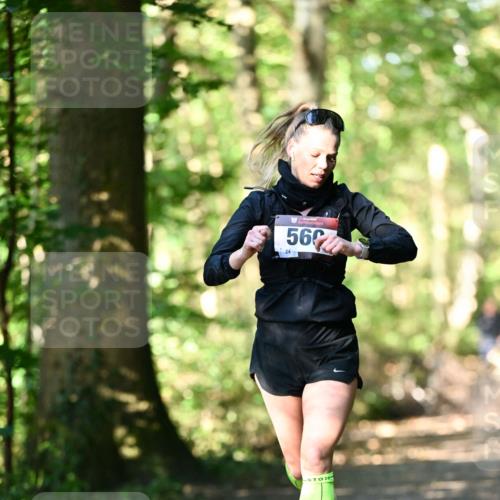 06.10.2024 - Bramfelder Halbmarathon 2024 Dr. Thomas Lammeyer http://msf.ph/oto/7336375 06.10.2024 10:12:45 Laufen 560, 24 meine-sportfotos.de
