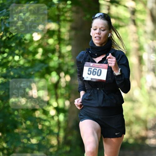 06.10.2024 - Bramfelder Halbmarathon 2024 Dr. Thomas Lammeyer http://msf.ph/oto/7336382 06.10.2024 10:12:46 Laufen 560, 24 meine-sportfotos.de