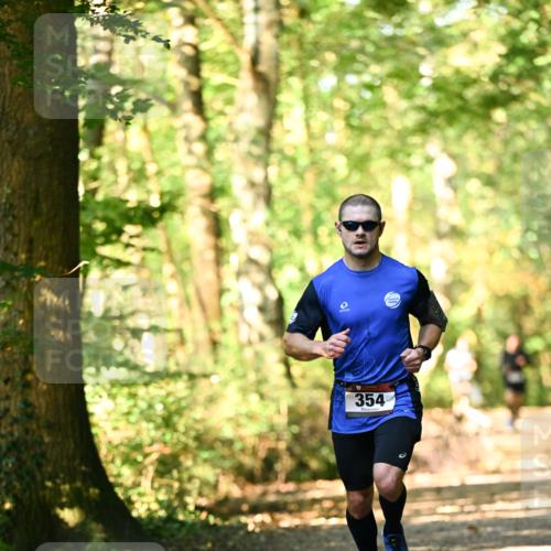 06.10.2024 - Bramfelder Halbmarathon 2024 Dr. Thomas Lammeyer http://msf.ph/oto/7336462 06.10.2024 10:13:59 Laufen 354 meine-sportfotos.de