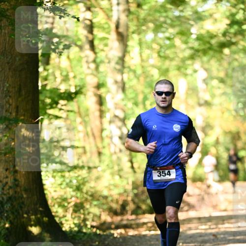 06.10.2024 - Bramfelder Halbmarathon 2024 Dr. Thomas Lammeyer http://msf.ph/oto/7336463 06.10.2024 10:13:59 Laufen 354 meine-sportfotos.de