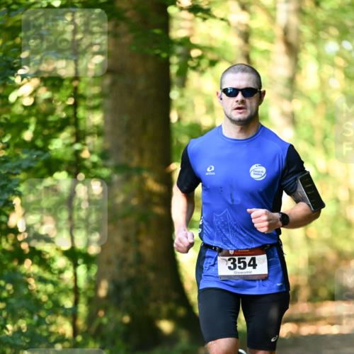 06.10.2024 - Bramfelder Halbmarathon 2024 Dr. Thomas Lammeyer http://msf.ph/oto/7336475 06.10.2024 10:14:00 Laufen 354 meine-sportfotos.de