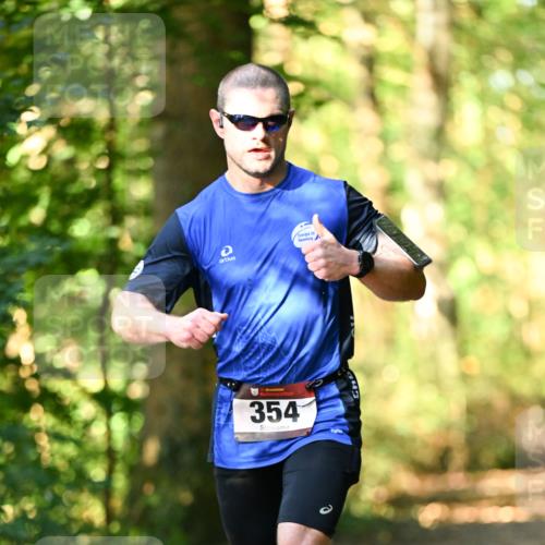 06.10.2024 - Bramfelder Halbmarathon 2024 Dr. Thomas Lammeyer http://msf.ph/oto/7336478 06.10.2024 10:14:01 Laufen 354 meine-sportfotos.de