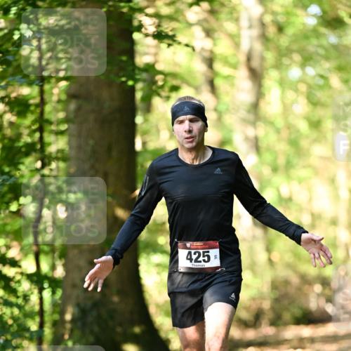 06.10.2024 - Bramfelder Halbmarathon 2024 Dr. Thomas Lammeyer http://msf.ph/oto/7336486 06.10.2024 10:14:17 Laufen 425 meine-sportfotos.de