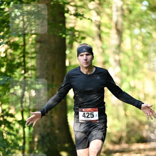 06.10.2024 - Bramfelder Halbmarathon 2024 Dr. Thomas Lammeyer http://msf.ph/oto/7336487 06.10.2024 10:14:18 Laufen 99, 425 meine-sportfotos.de