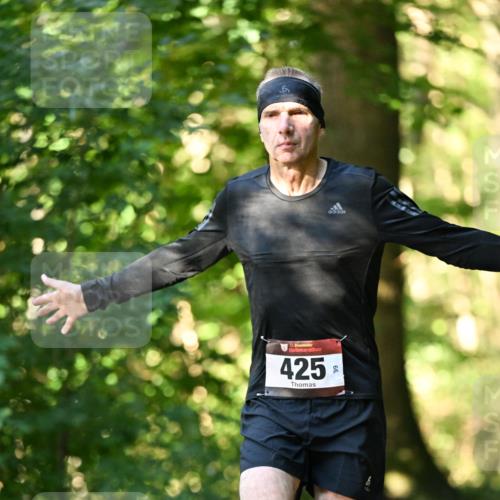 06.10.2024 - Bramfelder Halbmarathon 2024 Dr. Thomas Lammeyer http://msf.ph/oto/7336493 06.10.2024 10:14:18 Laufen 3, 425, 66 meine-sportfotos.de