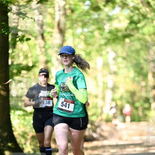 06.10.2024 - Bramfelder Halbmarathon 2024 Dr. Thomas Lammeyer http://msf.ph/oto/7336520 06.10.2024 10:14:29 Laufen 138, 541 meine-sportfotos.de